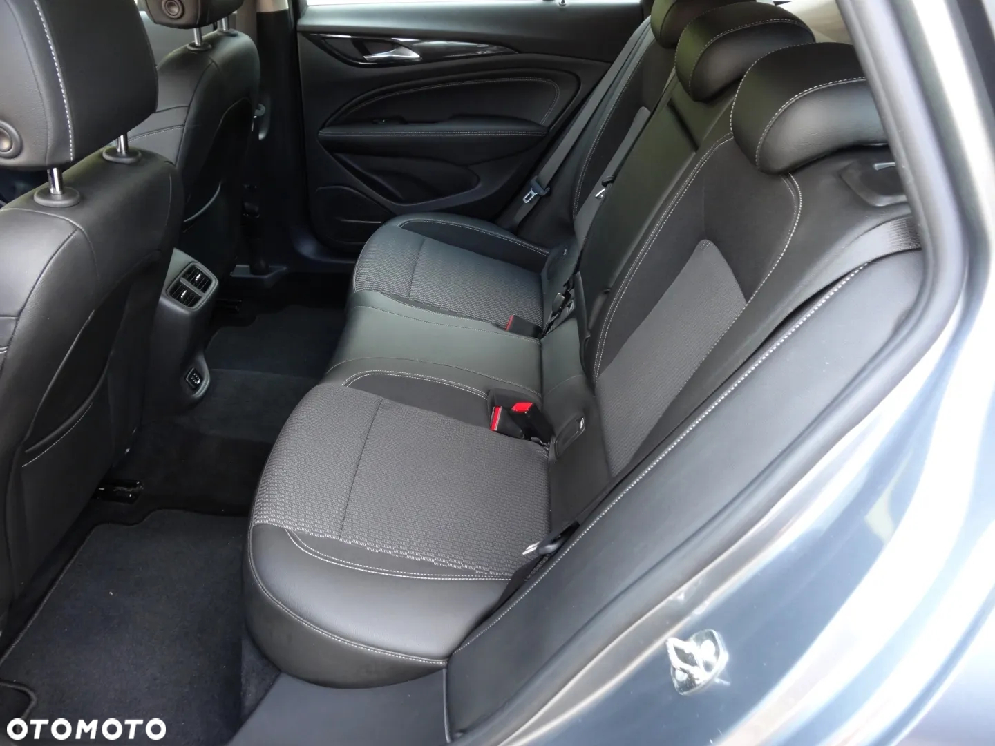 Opel Insignia 2.0 CDTI ecoFLEX Start/Stop Innovation - 28