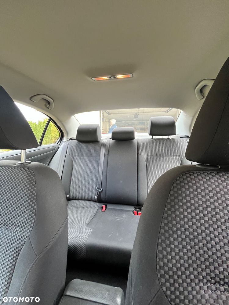 Volkswagen Jetta - 7