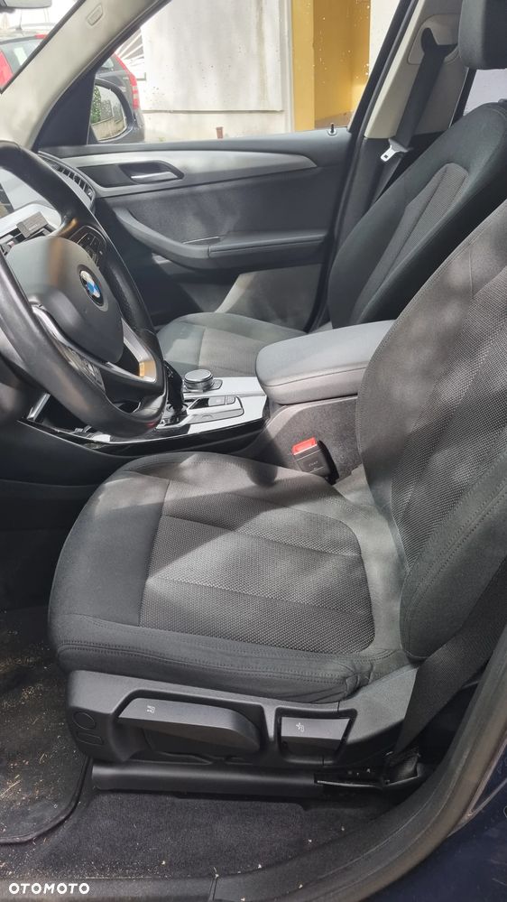 BMW X3 xDrive20d - 10