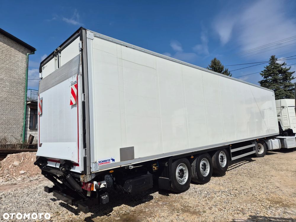 Schmitz Cargobull CARRIER MAXIMA 1300 / WINDA / DOPPEL STOCK / ŚCIANA GRODZIOWA / KWIATÓWKA / BELKI / PODNOSZONA OŚ / z Niemiec / TOP STAN 2011/ CARRIER CHŁODNIA CHLODNIA LODÓWKA PODWÓJNY ZAŁADUNEK PIĘTROWA - 3