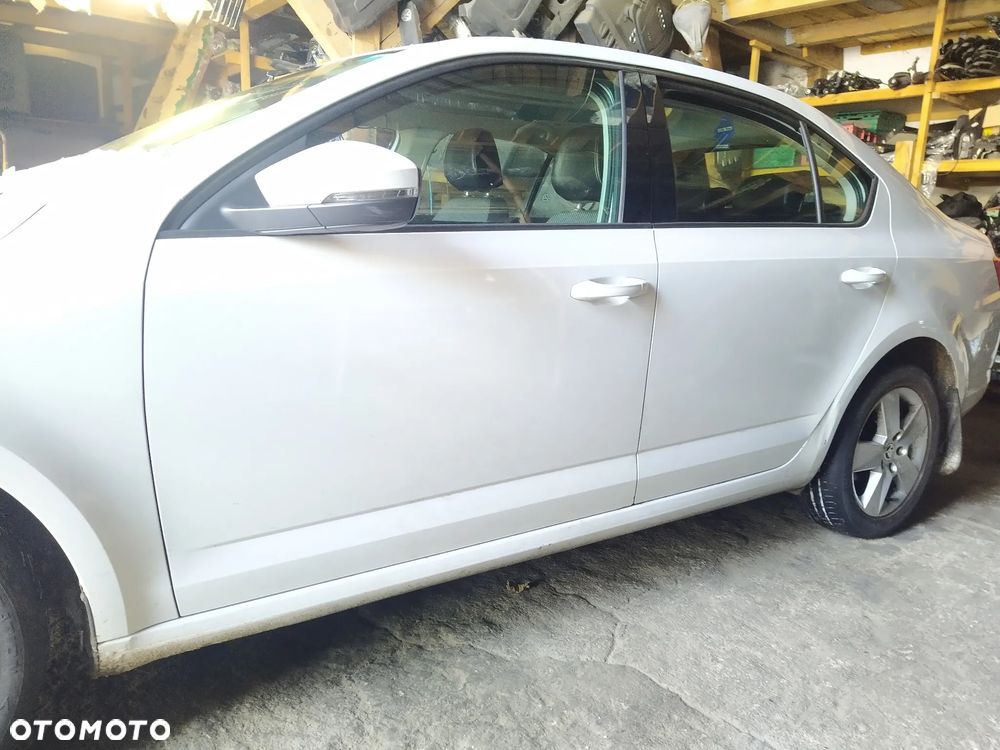 Drzwi skoda octavia 3 sedan kombi kolor LA7W LF9E LF9F LF9R LS9R LF5A LF7Y - 8