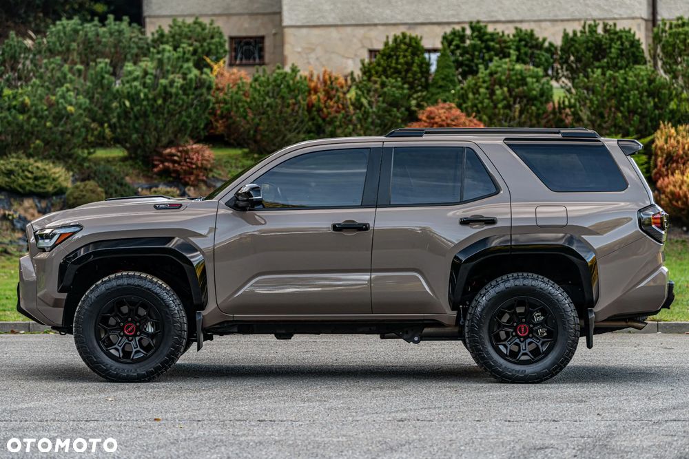 Toyota 4-Runner - 14