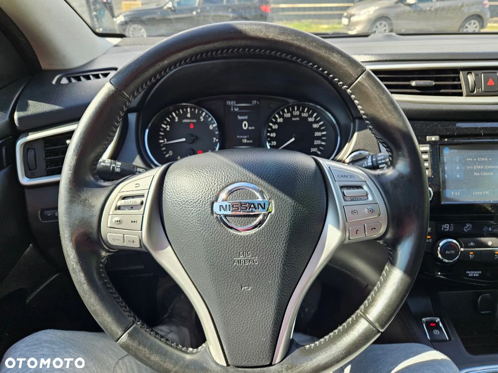 Nissan Qashqai 1.2 DIG-T N-Connecta - 16