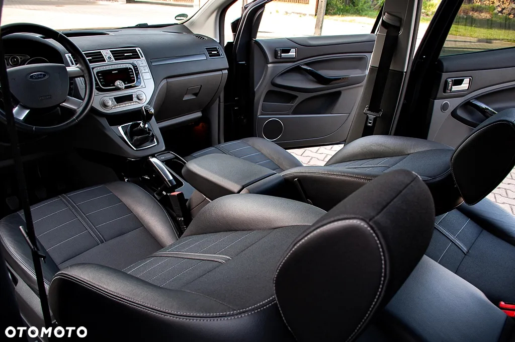 Ford Kuga 2.0 TDCi Titanium - 36