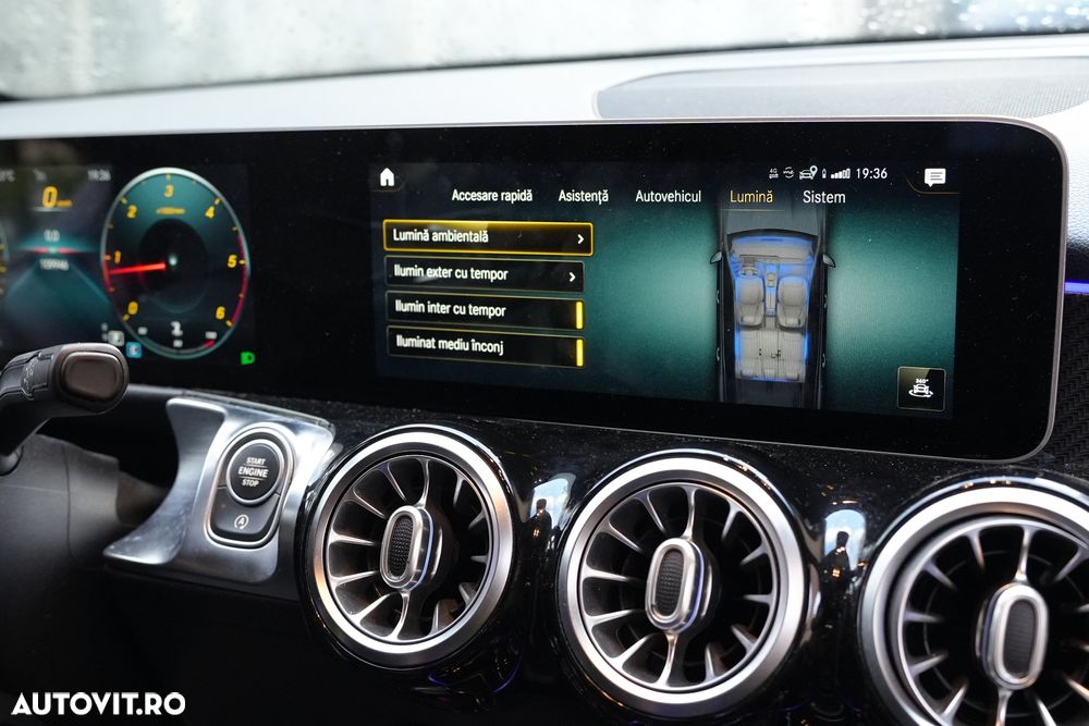 Mercedes-Benz GLB 200 d 4MATIC Aut. - 24