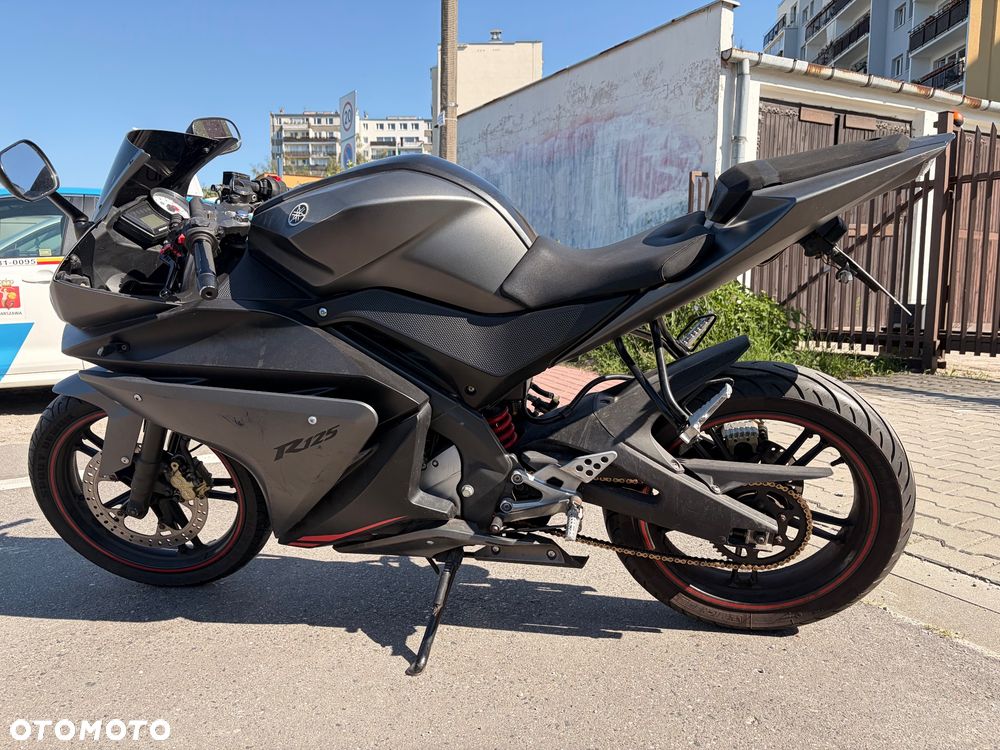 Yamaha YZF - 7