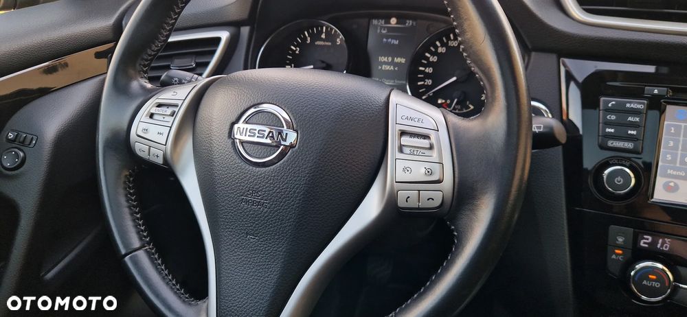 Nissan Qashqai 1.6 DIG-T N-Connecta - 19