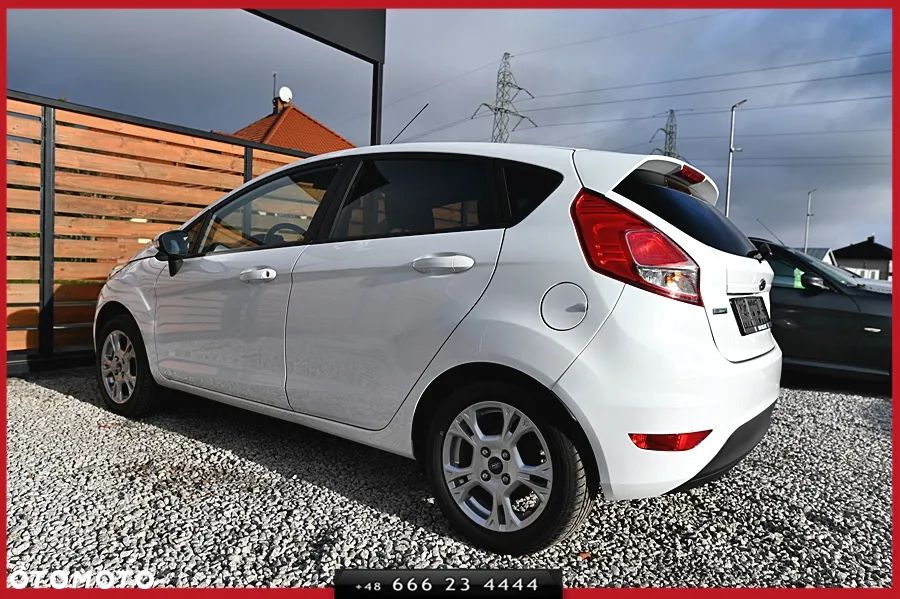 Ford Fiesta 1.0 EcoBoost Titanium - 9