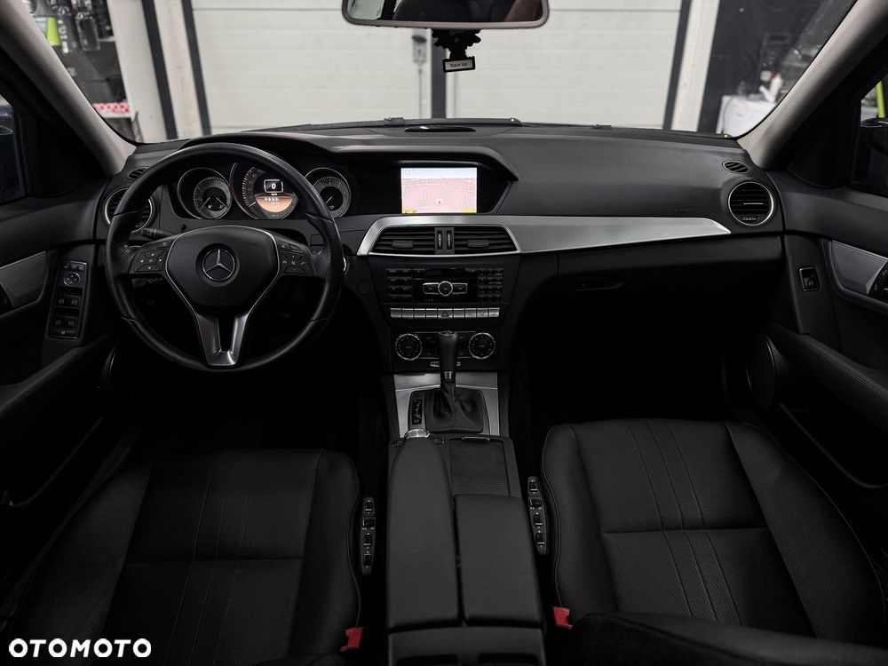 Mercedes-Benz Klasa C 350 (BlueEFFICIENCY) 7G-TRONIC Avantgarde - 10