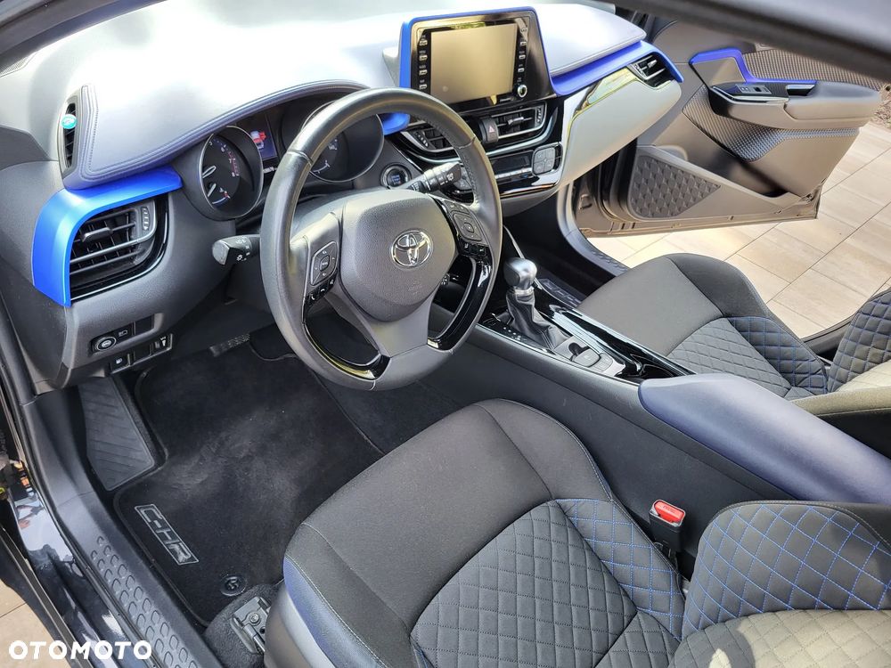 Toyota C-HR - 10