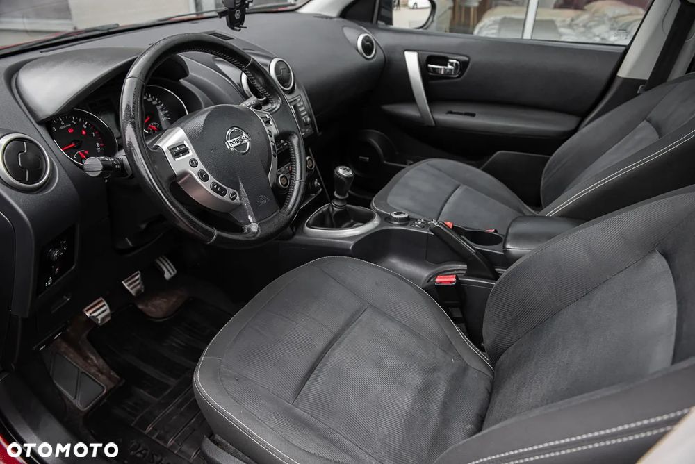 Nissan Qashqai 2.0 4 x 4 tekna - 15