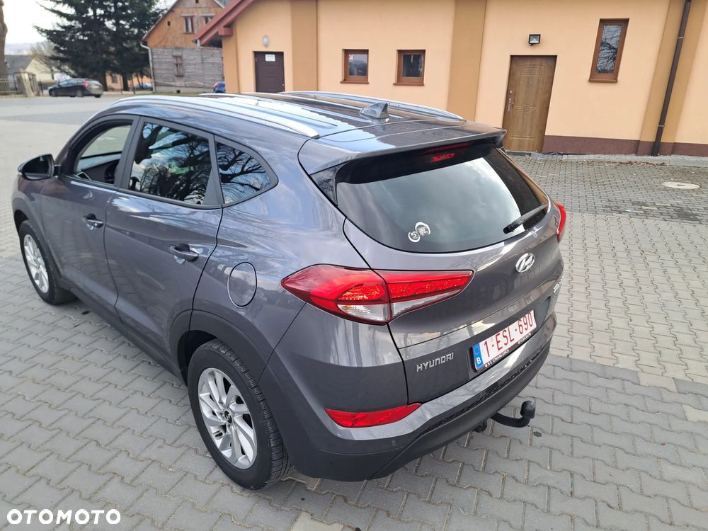 Hyundai Tucson 1.7 CRDI BlueDrive Style 2WD - 31
