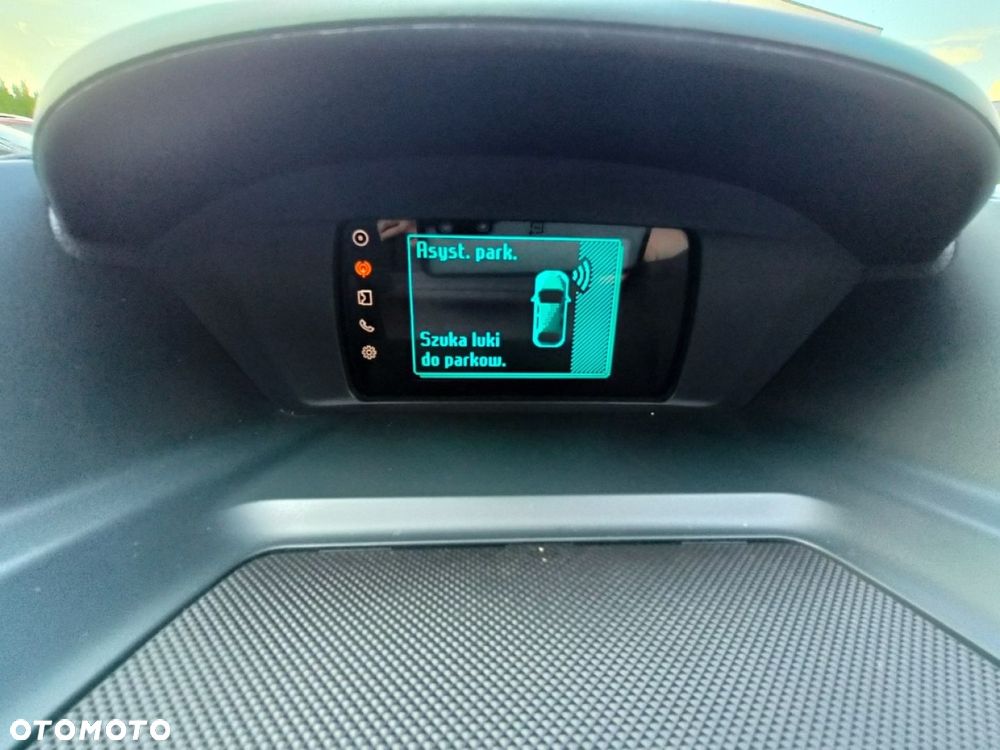 Ford C-MAX - 11