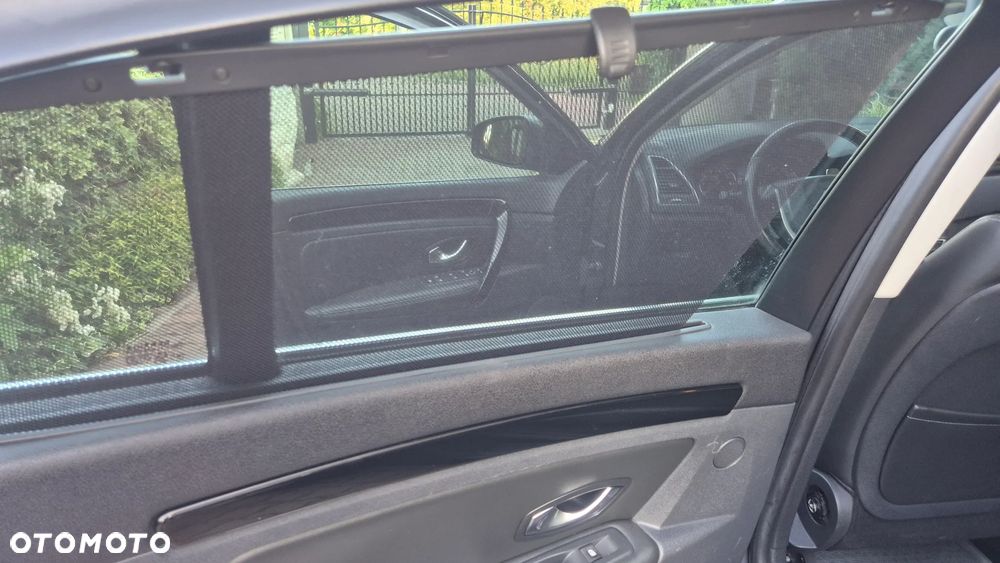 Renault Laguna 2.0 Bose Edition - 9