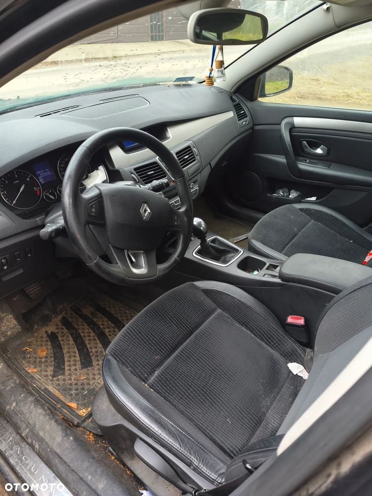 Renault Laguna - 8