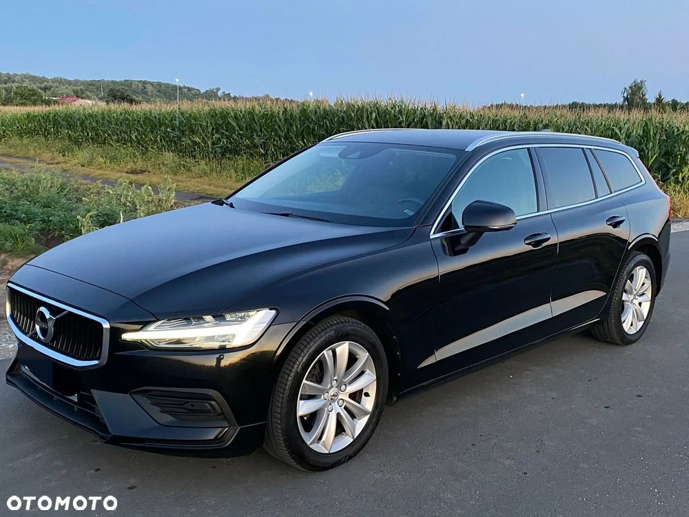 Volvo V60 D3 Geartronic Momentum Pro - 1