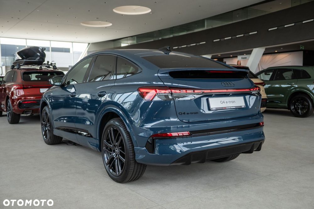 Audi Q4 Sportback e-tron - 4