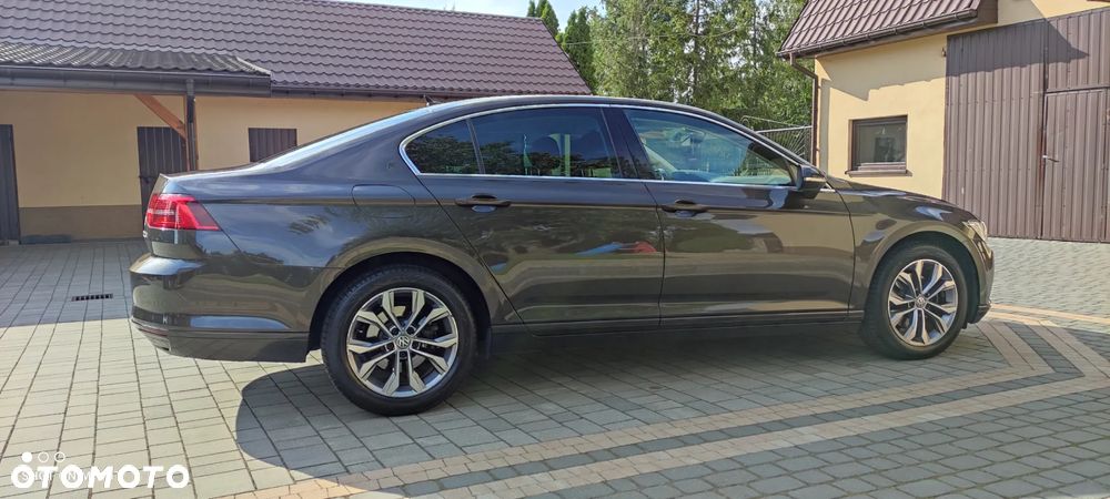 Volkswagen Passat 2.0 TDI BMT Comfortline DSG - 4