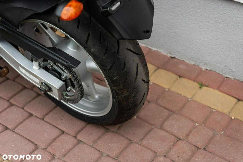 Yamaha FZ - 8