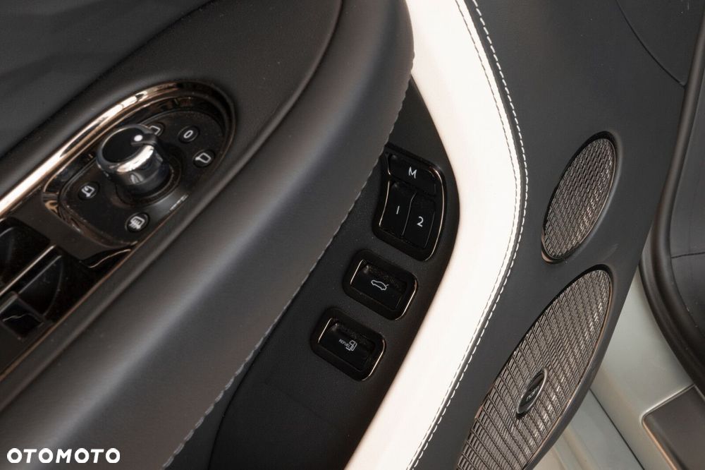 Bentley Continental GT - 11