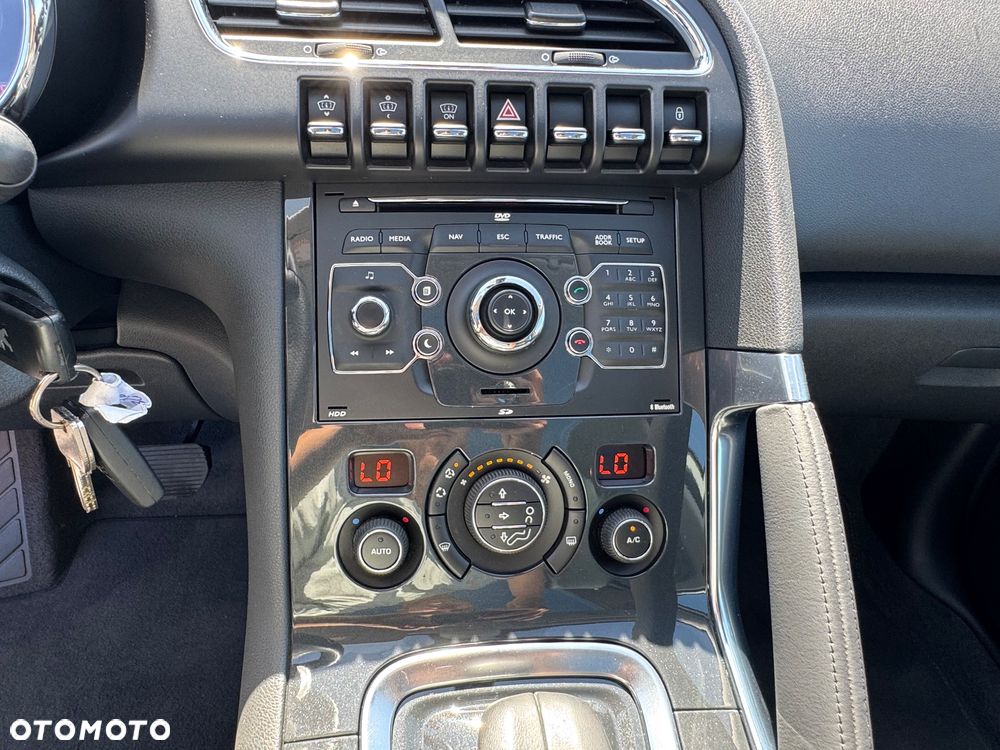 Peugeot 3008 Hybrid4 - 23