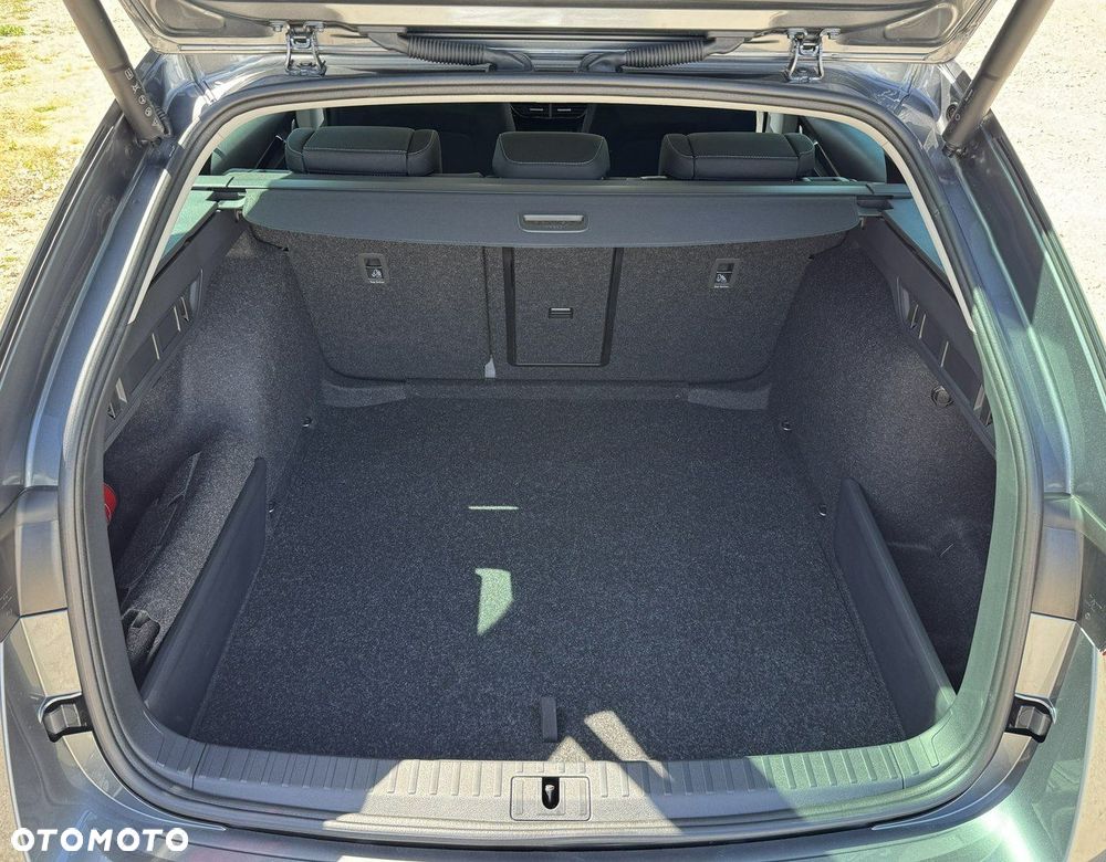 Skoda Octavia 1.5 TSI mHEV Selection DSG - 23