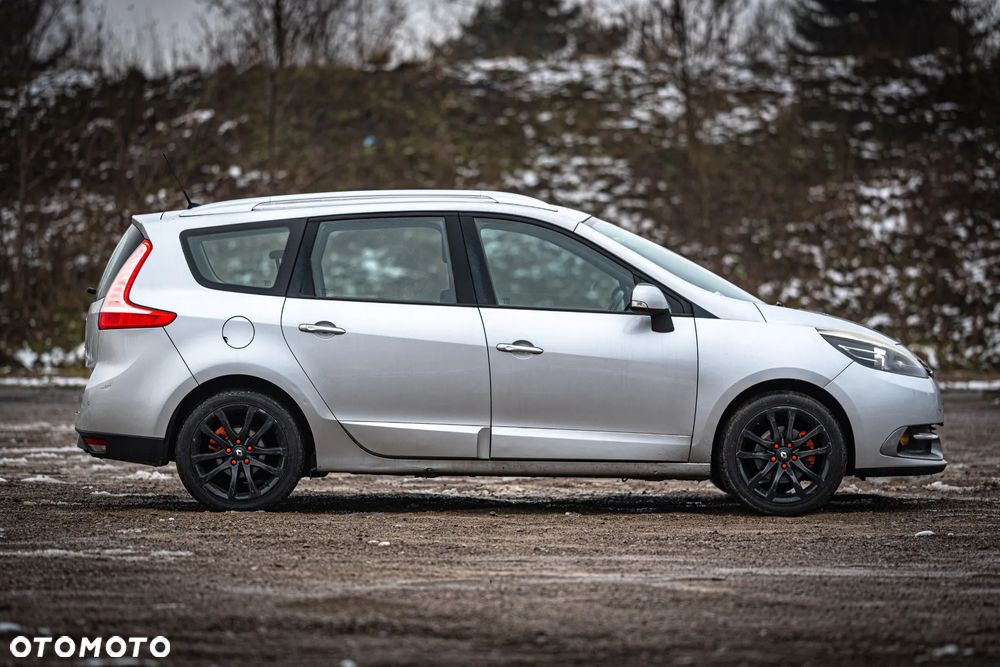 Renault Scenic 1.6 16V 110 LIMITED - 13