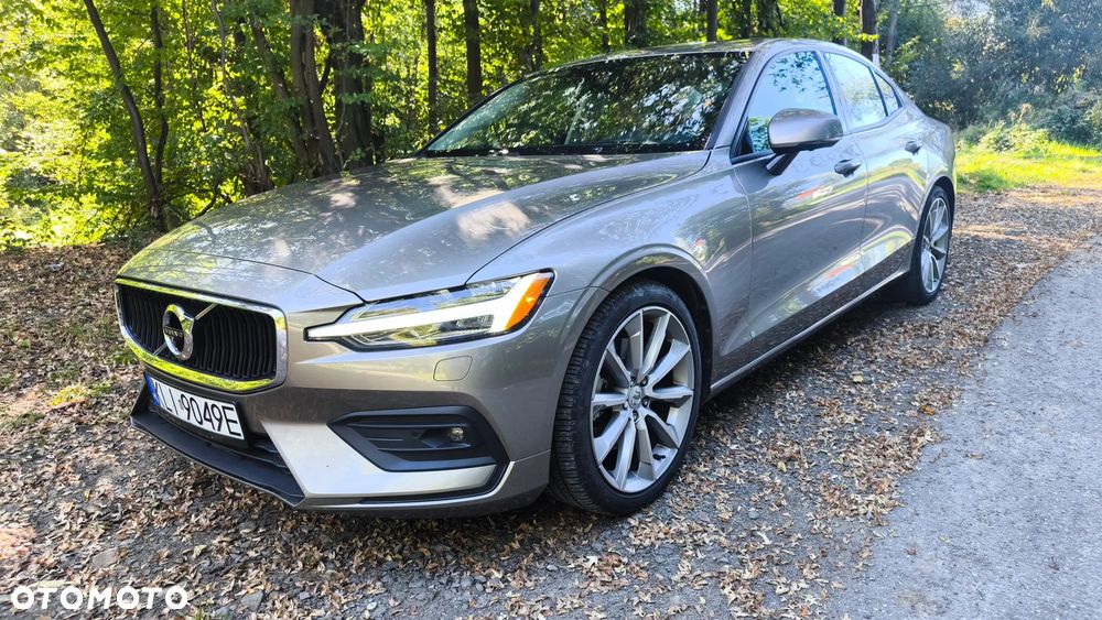 Volvo S60 T5 Momentum Pro - 3