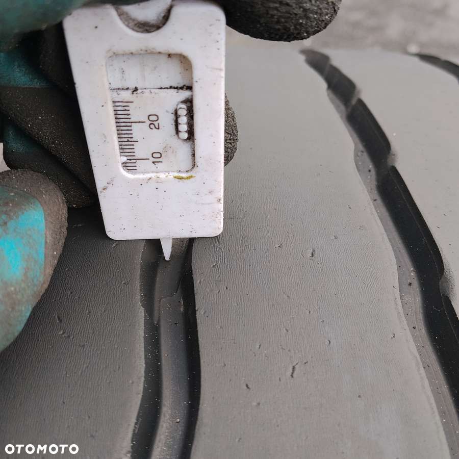 Komplet opon - 2 x 385/55 R19.5 Hankook - 4