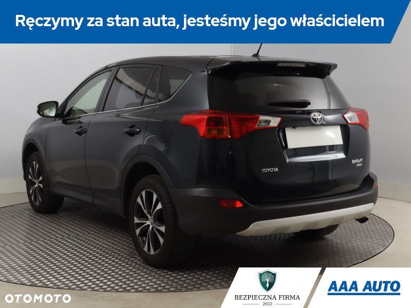 Toyota RAV4 - 6