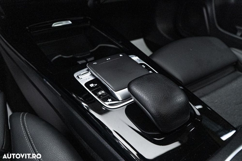 Mercedes-Benz A 180 7G-DCT Advanced Progressive - 39