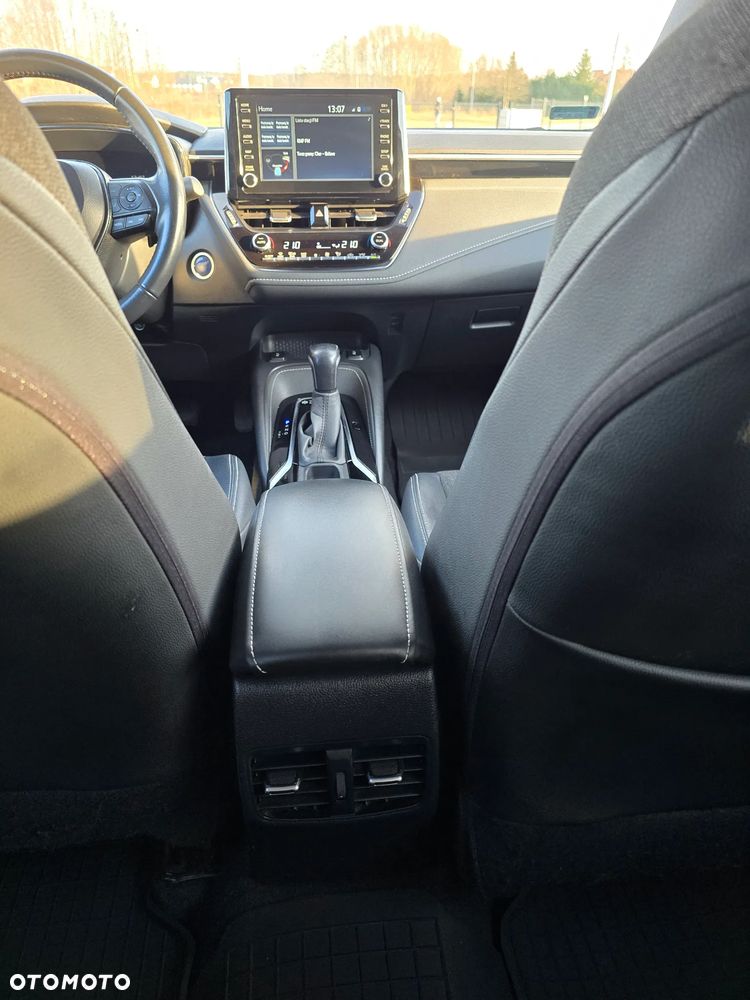 Toyota Corolla 2.0 Hybrid Comfort - 30