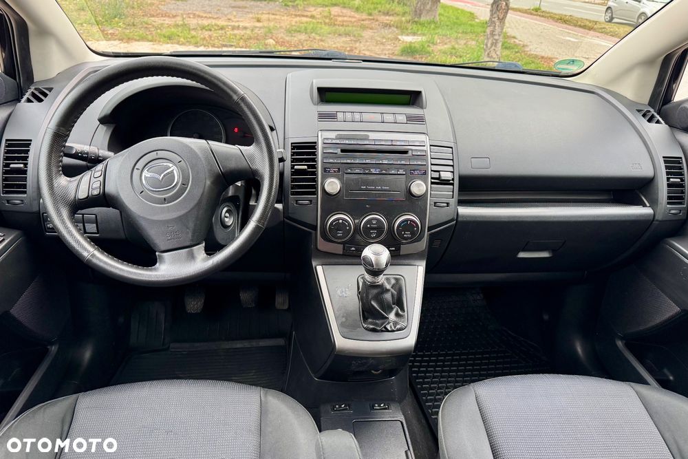 Mazda 5 - 19
