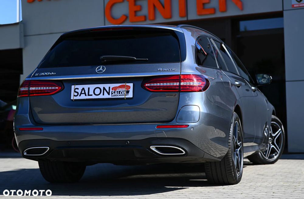 Mercedes-Benz Klasa E 300 de 4Matic 9G-TRONIC AMG Line - 33