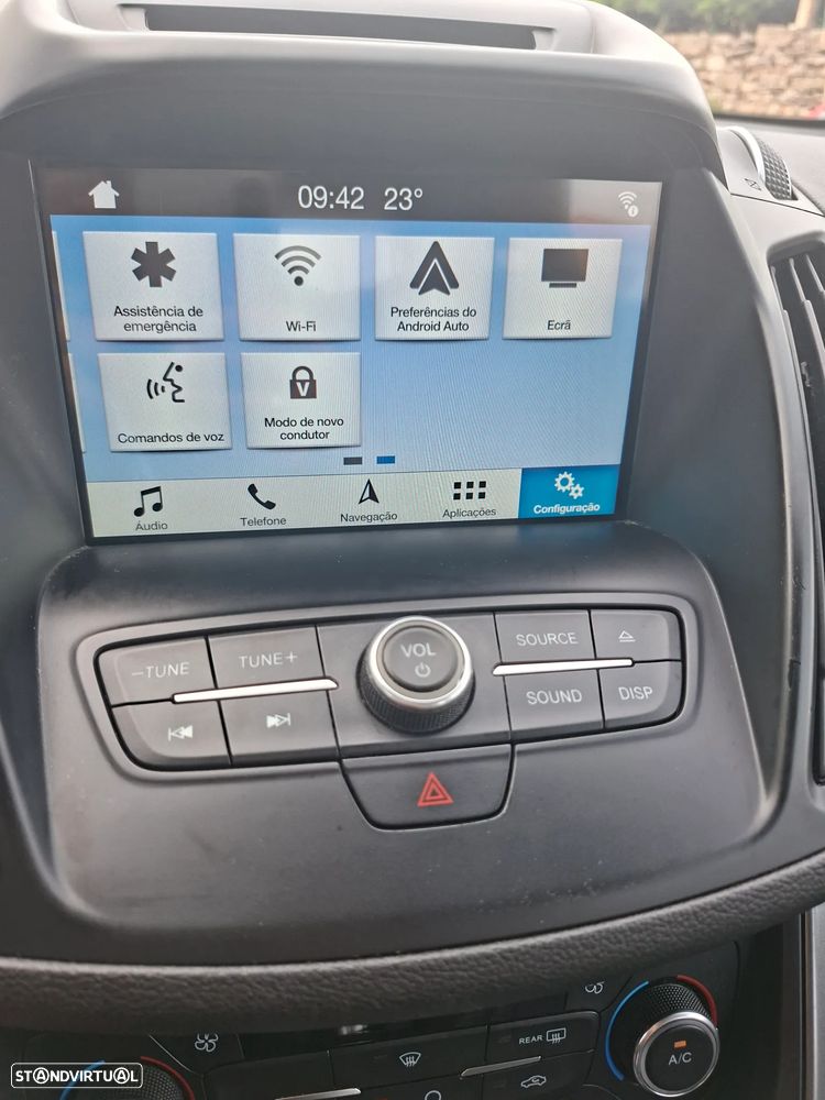 Ford Kuga - 10