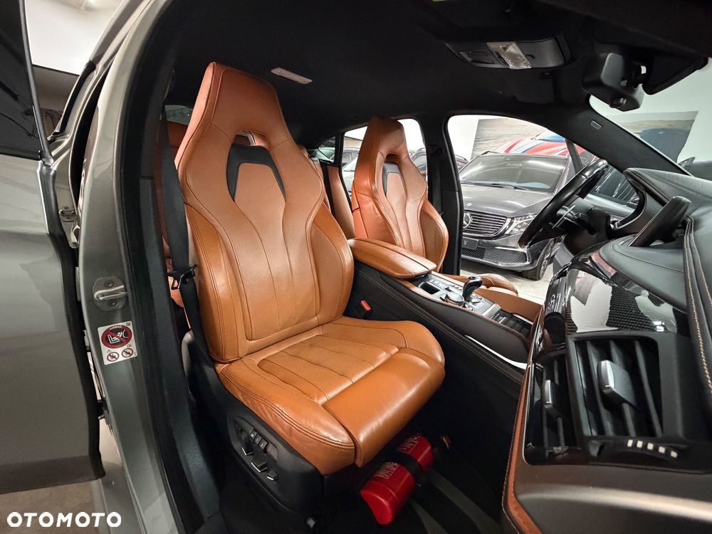 BMW X6M - 22