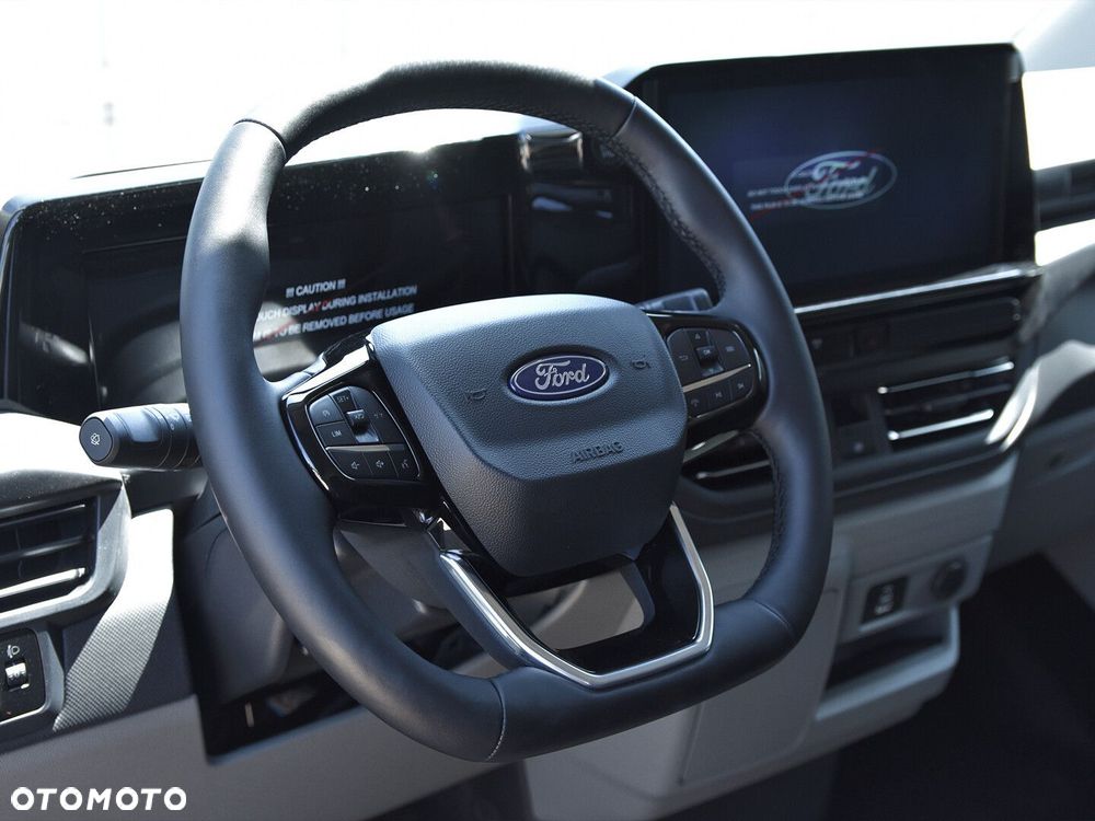 Ford Tourneo Custom 2.5 PHEV CVT 340 L2 Titanium - 13