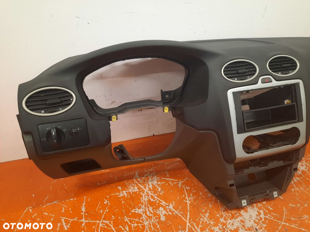 FORD FOCUS MK2 1.6 TDCI 04-08 DESKA ROZDZIELCZA KOKPIT 4M51-A04320 - 2