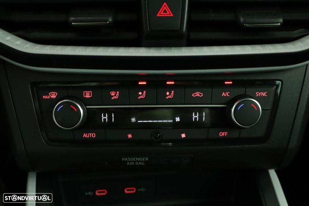 SEAT Arona 1.0 TSI Style DSG - 24