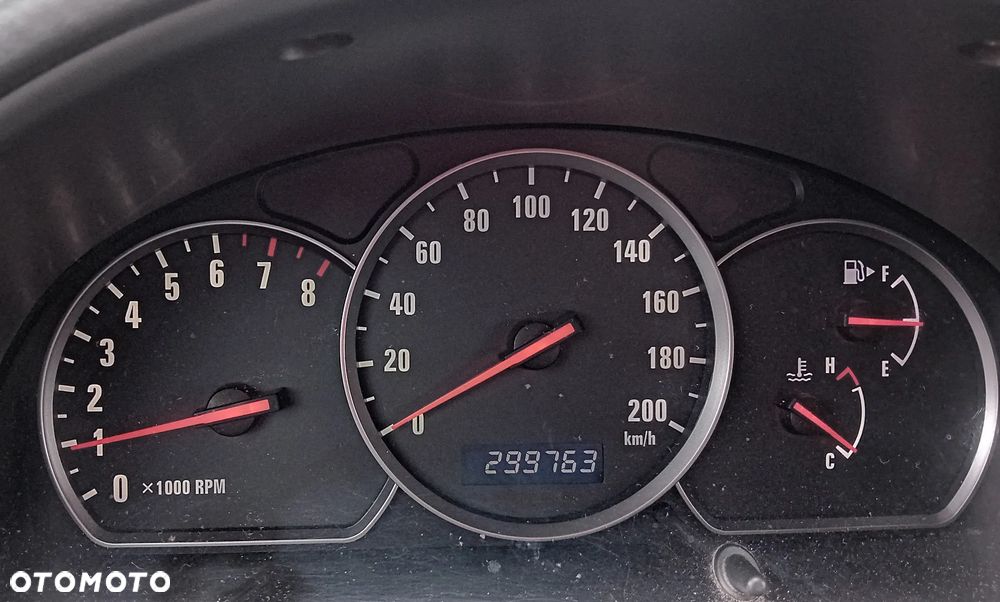 Suzuki Grand Vitara 2.0 Comfort - 11
