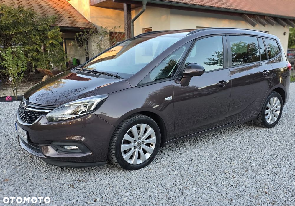 Opel Zafira Tourer 1.4 Turbo Innovation - 2