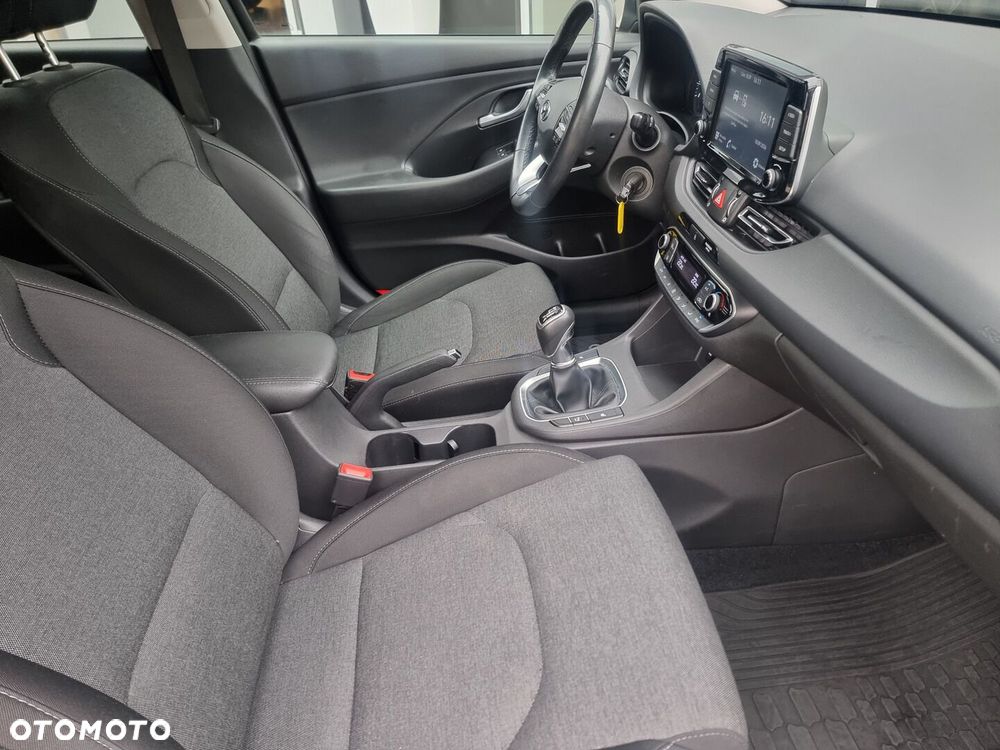 Hyundai i30 1.5 DPI Smart - 19