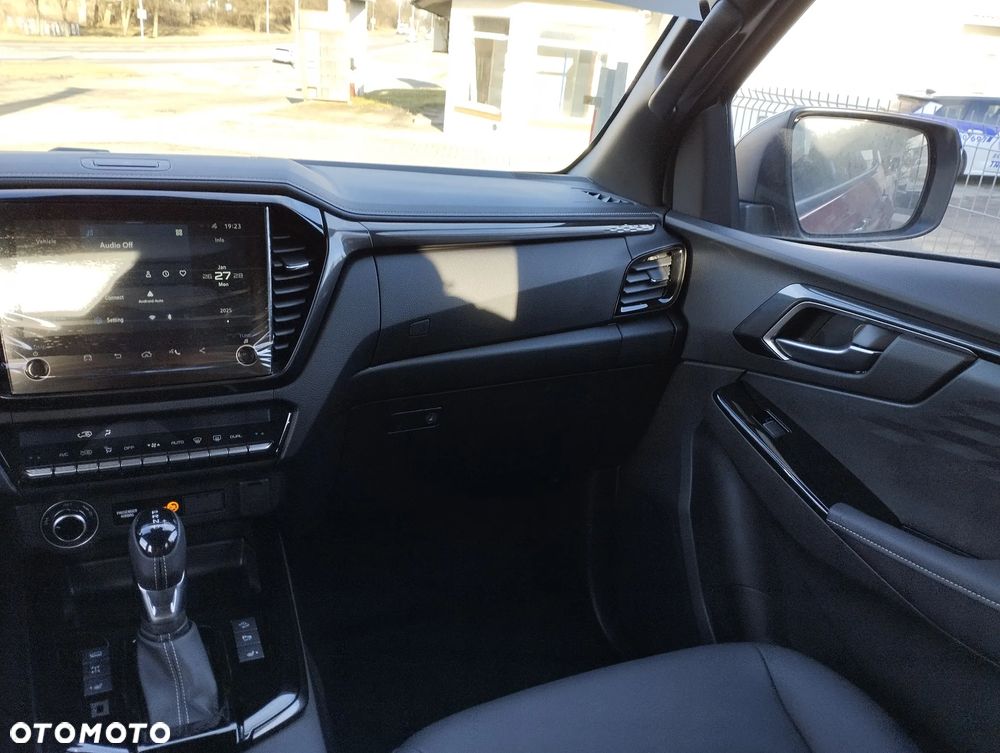 Isuzu D-Max 1.9 DC LSE - 17