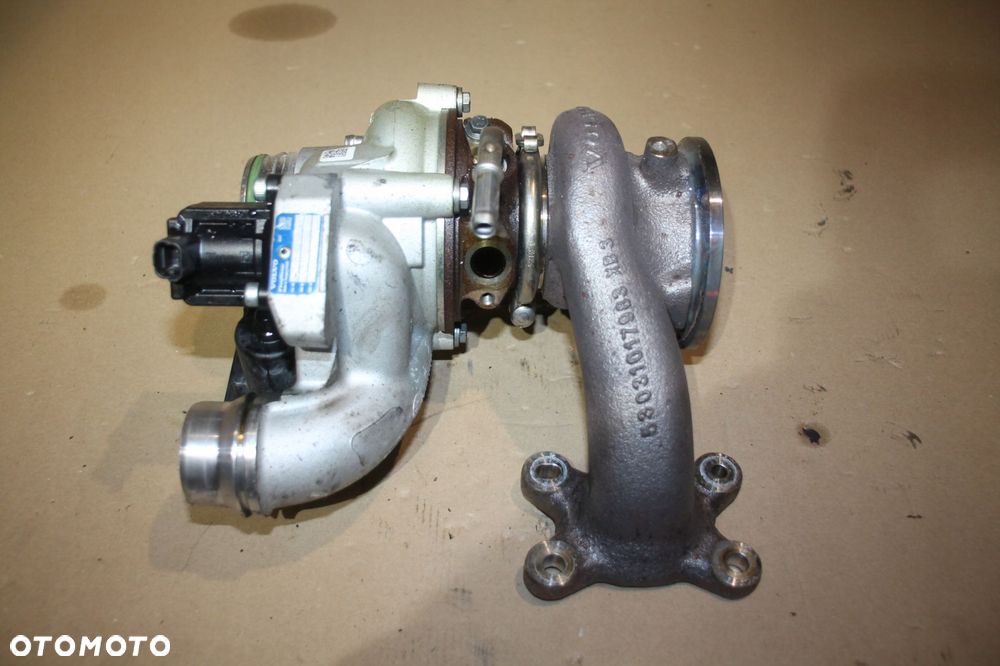 volvo xc40 xc60 b3 b4 mild hybrid turbina turbosprężarka 31493482 - 2