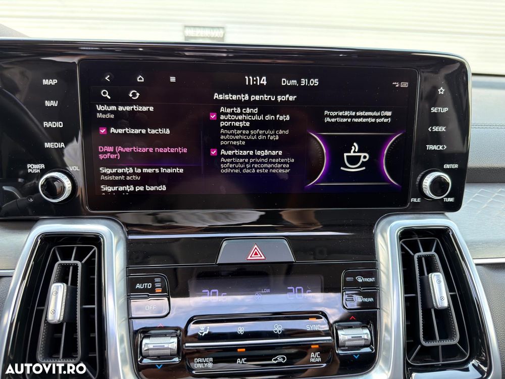 Kia Sorento 1.6 T-GDI HEV 6AT 4x2 7P Premium - 24