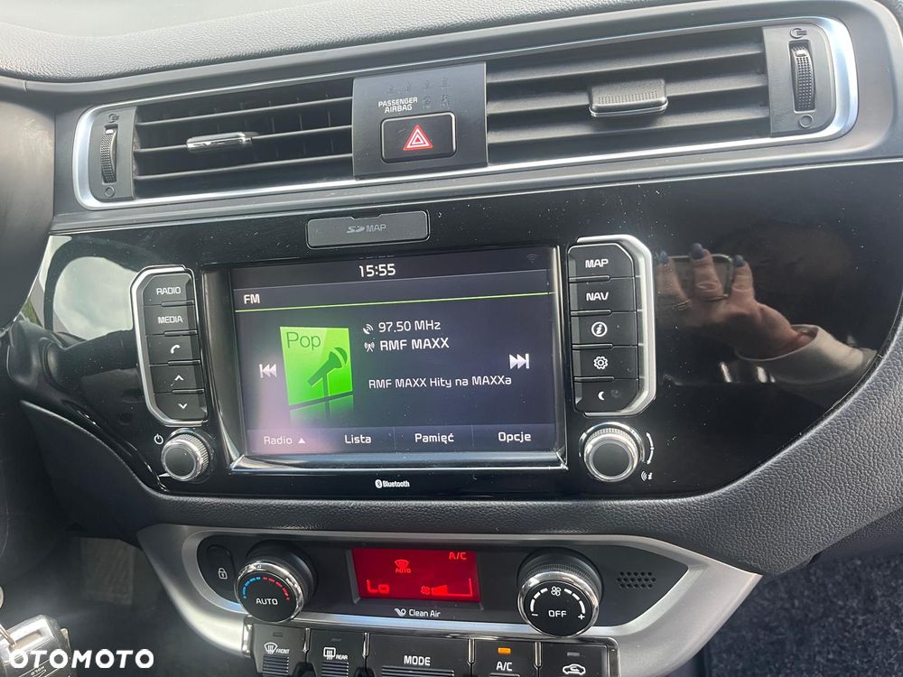 Kia Rio 1.4 Dream Team Edition - 13