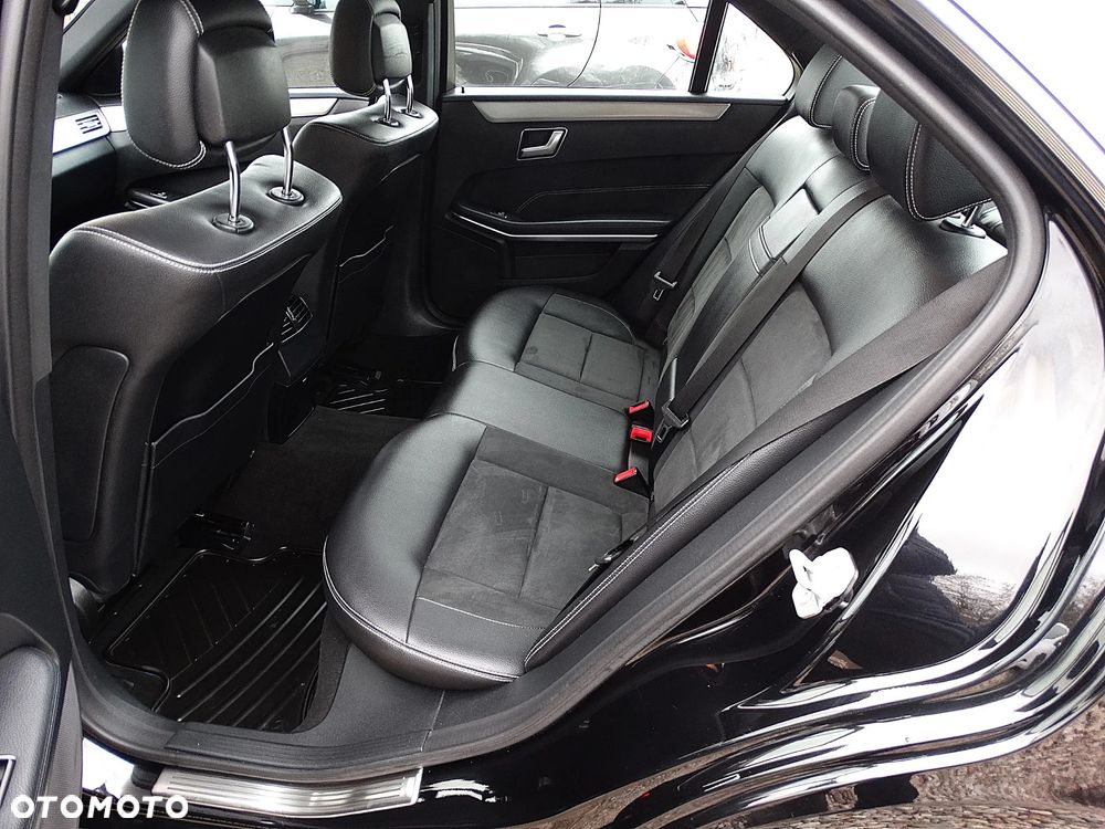 Mercedes-Benz Klasa E 250 CDI 4-Matic Avantgarde - 21