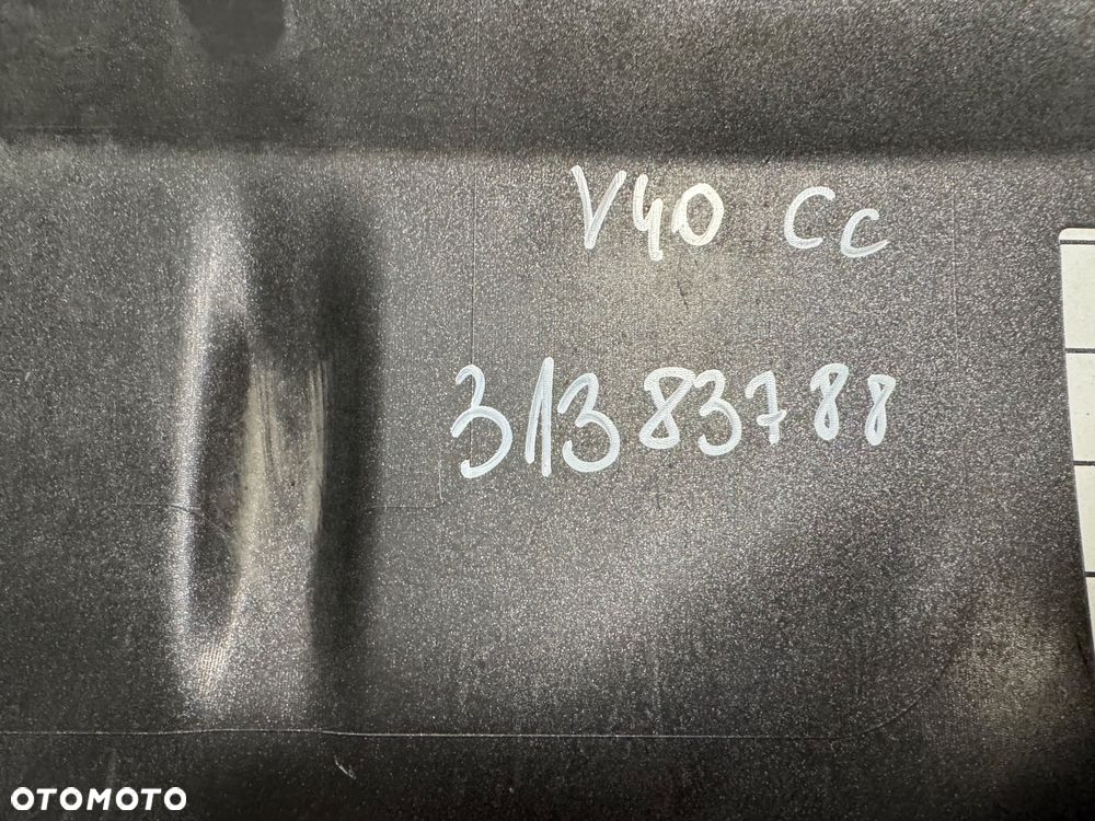 Volvo V40 CC dokładka zderzaka tył nakładka 31383788 - 5