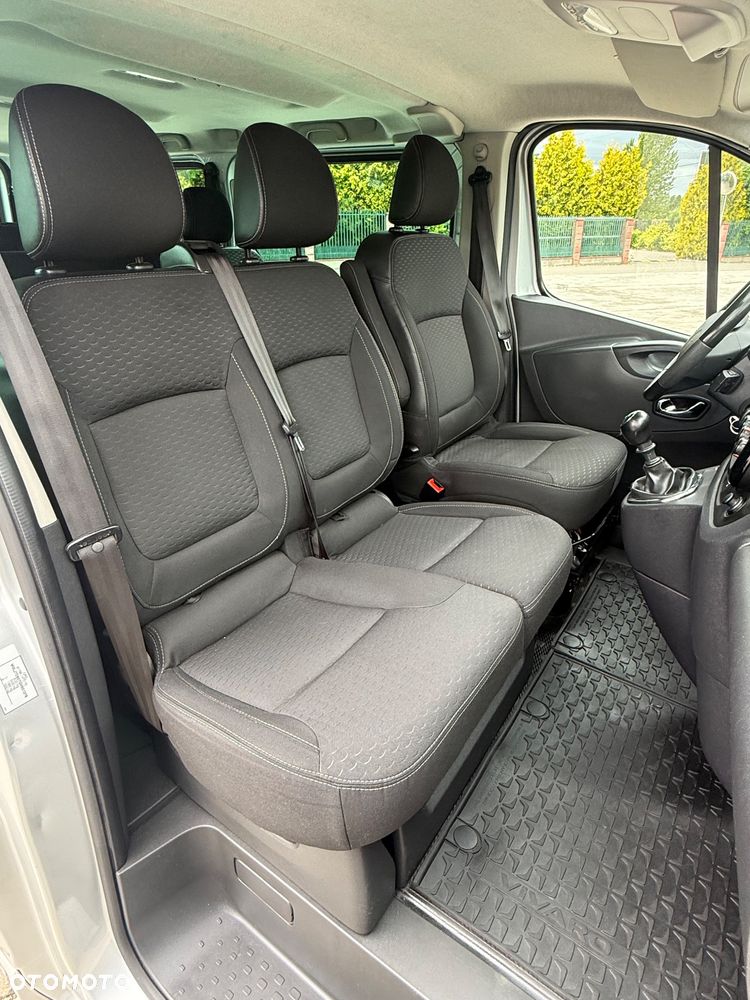 Opel Vivaro L2H1 2,9t Elegance Business - 20