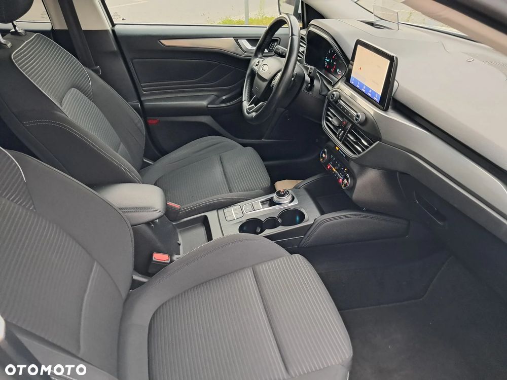 Ford Focus 2.0 EcoBlue Titanium Business - 25